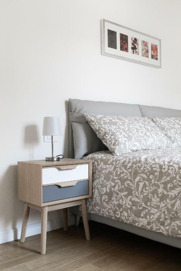 Appartamento Rossini By Holiday Solutions Como Luaran gambar